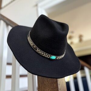 Conner Australian Handmade 100% Wool Hat. Black/Turquoise. Size XL.Waterproof